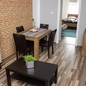  Apartman Black Stilt B2